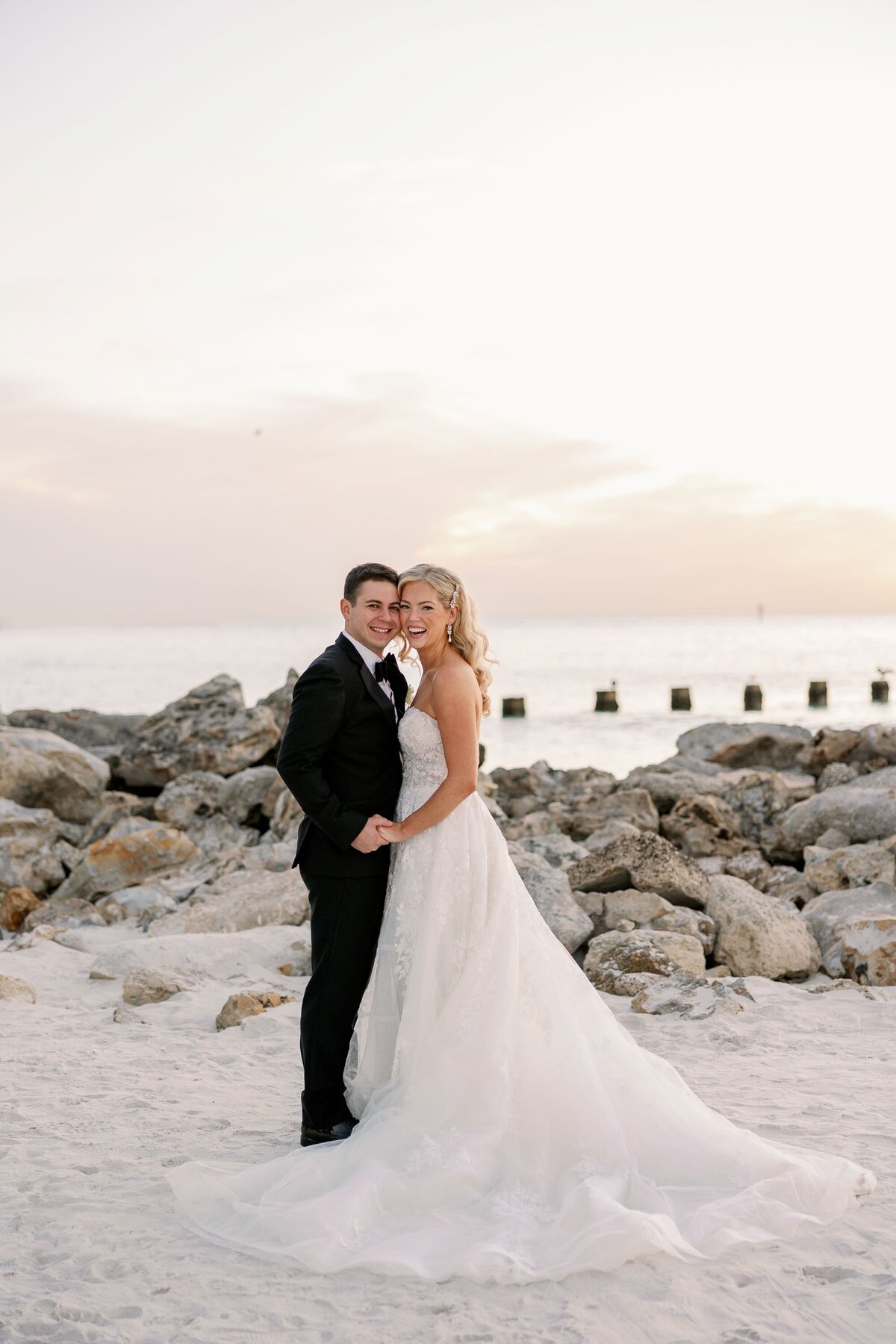 brittany-pannebaker-tampa-florida-destination-wedding-photographer-wedding-amanda-and-josh-clearwater-opal-sands-252