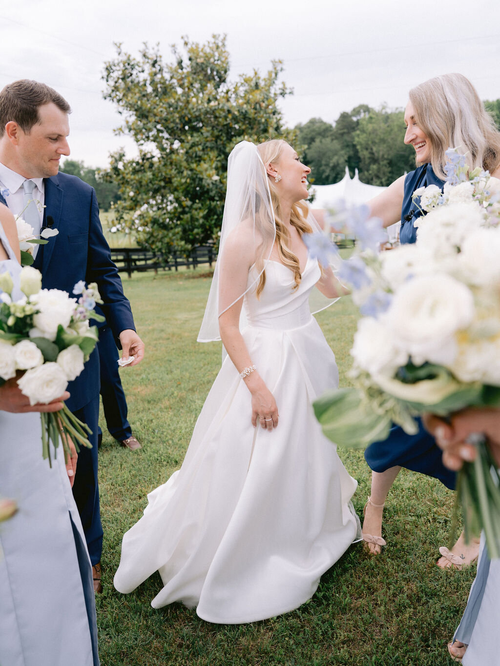 NikkiSanterre_EastCoastPrivateEstateWeddingPhotographer_Caroline&Ben-93