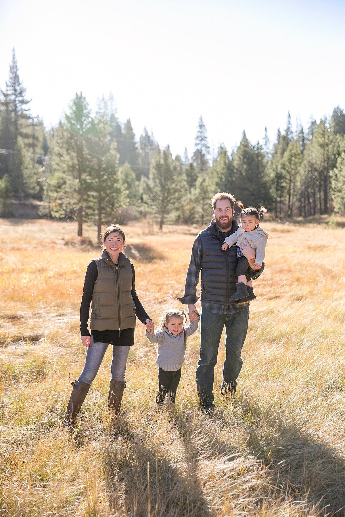 074-larissa-cleveland-family-studio-portrait-california-photographer-destination-event