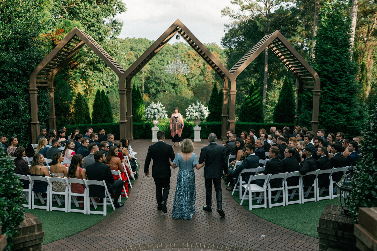 unscripted-unposed-editorial-fashion-wedding-photographer-NYC 46