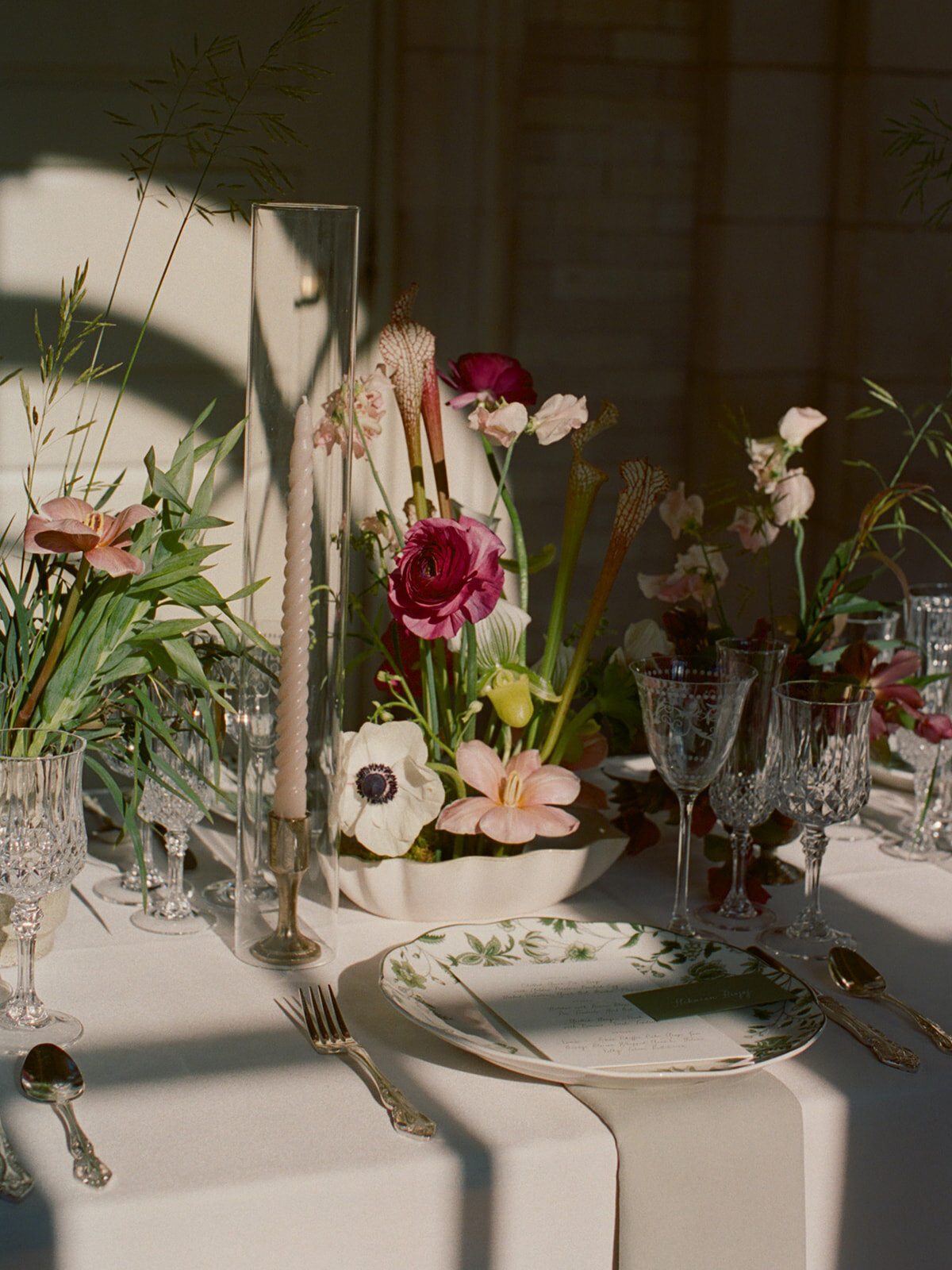 Faye-Fern-Creative-Ruby-Olivia-Rae-Hersey-Eugen-Hotaj-Prospect-Park-Boathouse-Wedding-Reception-Details-03