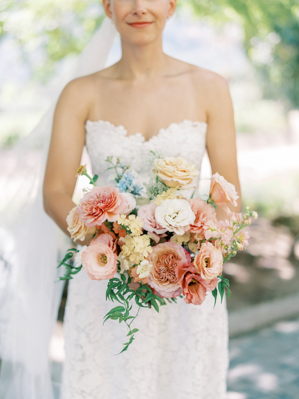 Nantucket-Wedding-Flowers-Bride
