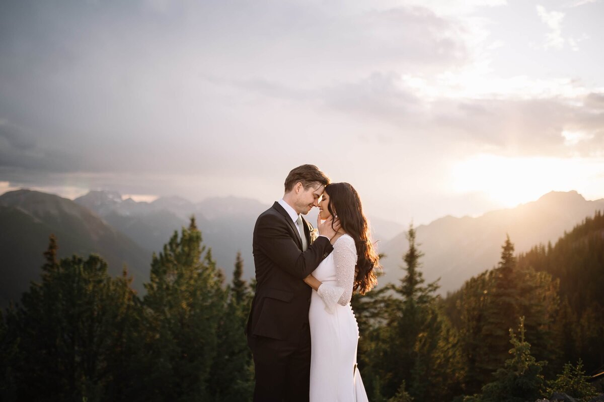 NikaHelgesonPhotography-CanadaWeddingPhotographer (30)