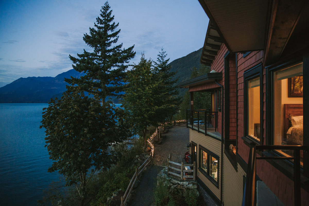 Lodge-94