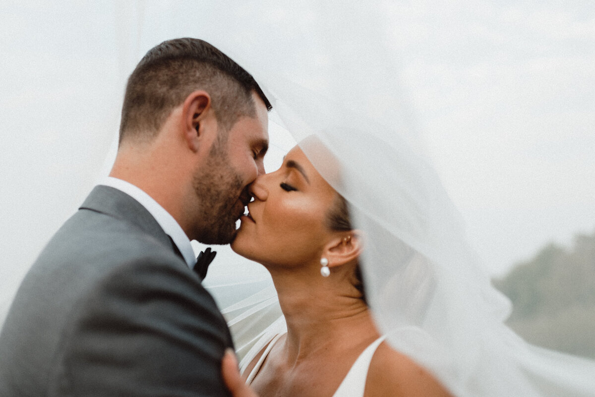 AllieJenningsPhoto-StefJoelWedding-SNEAKPEEKS-133