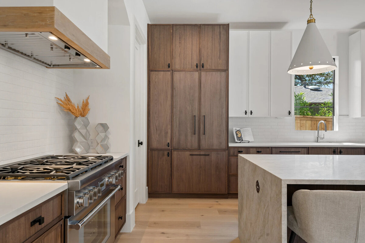 5505-woodrow-ave-kitchen-5