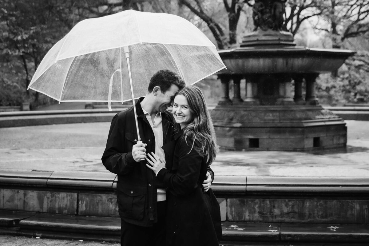 Nicole-Marcelle-Photography_075_bethesda-terrace-new-york-city-engagement