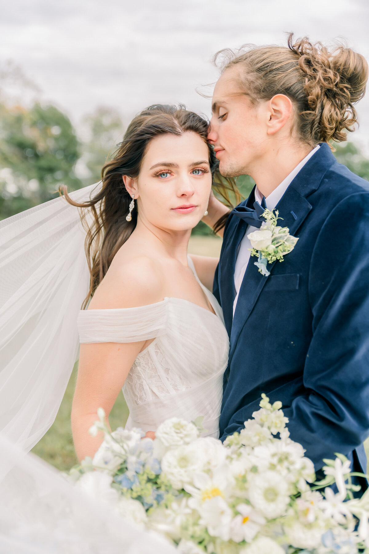 Cassie-And-Frances-wedding-Photographer-Emerson-Fields-Mexico-Jefferson-City-Columbia-St.Louis-Kansas-City-Missouri-Kansas