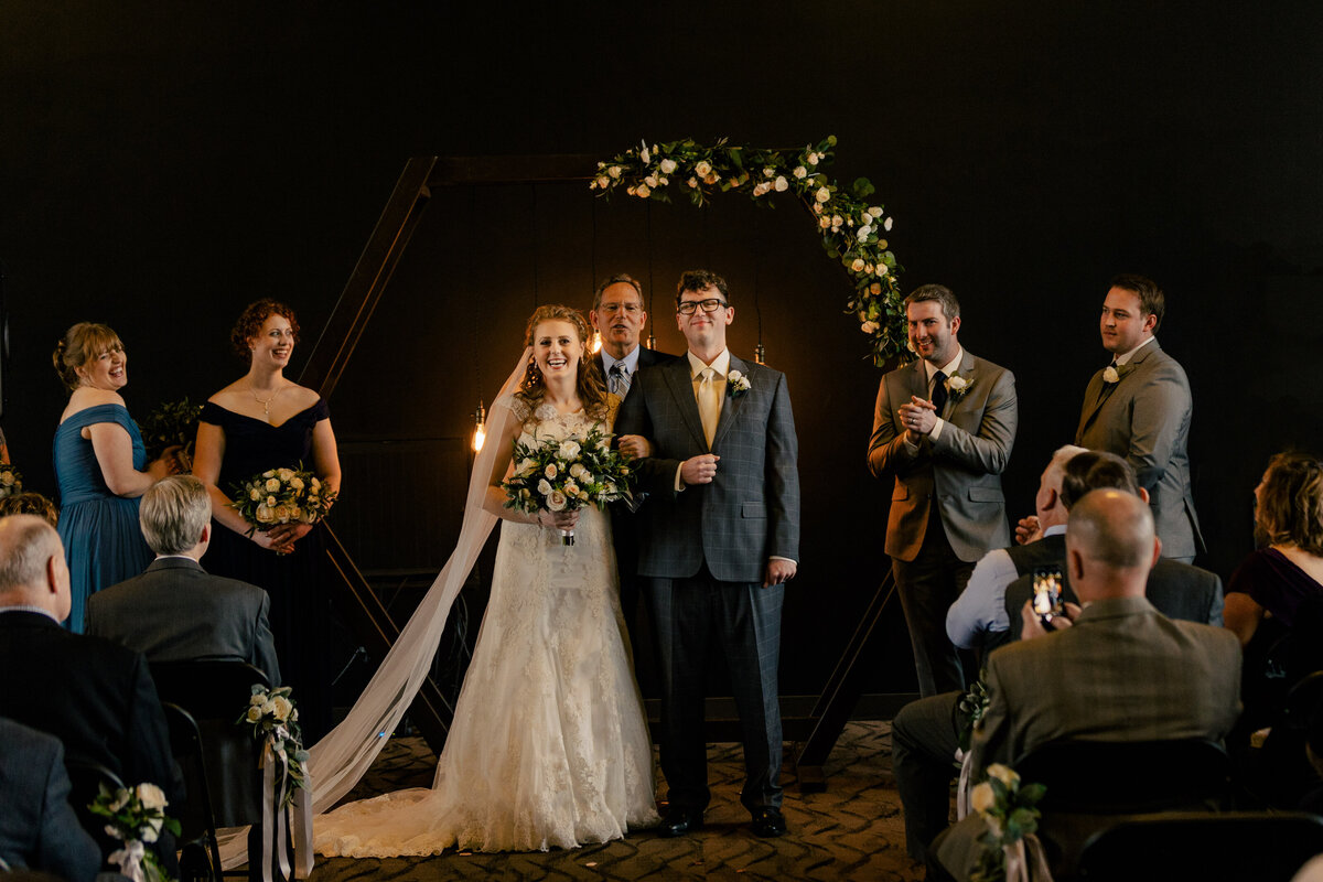 Grand Rapids Wedding Photographer - http---www.chrystinmelanie.com -8