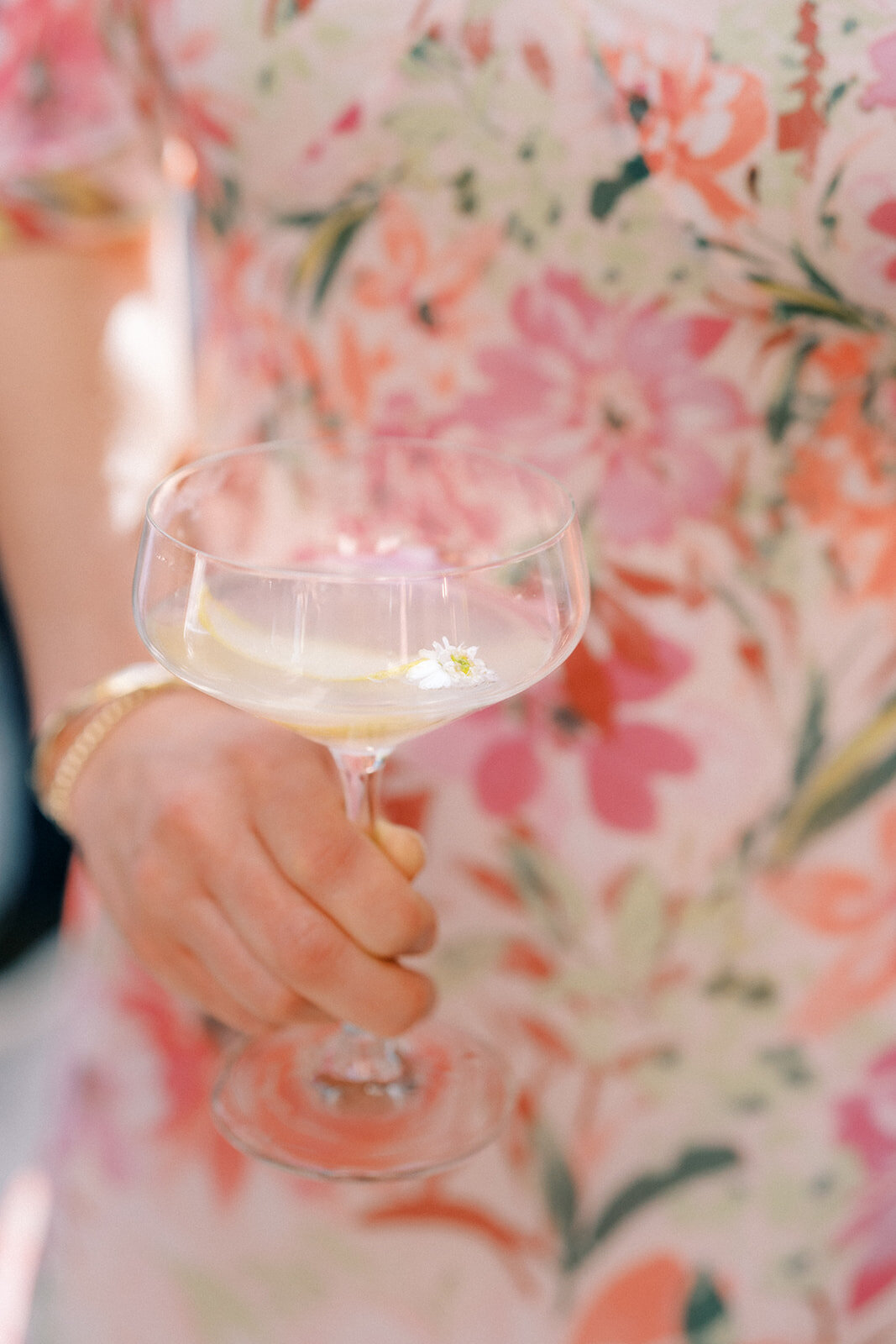 Brielle-Davis-Events-DAR-Constitution-Hall-Spring-Wedding-Colorful-signature-drink