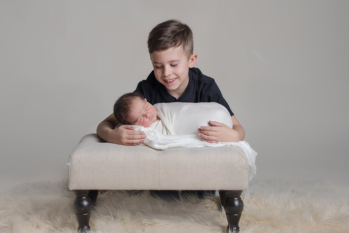 Baby Archer Newborn Photos-1002