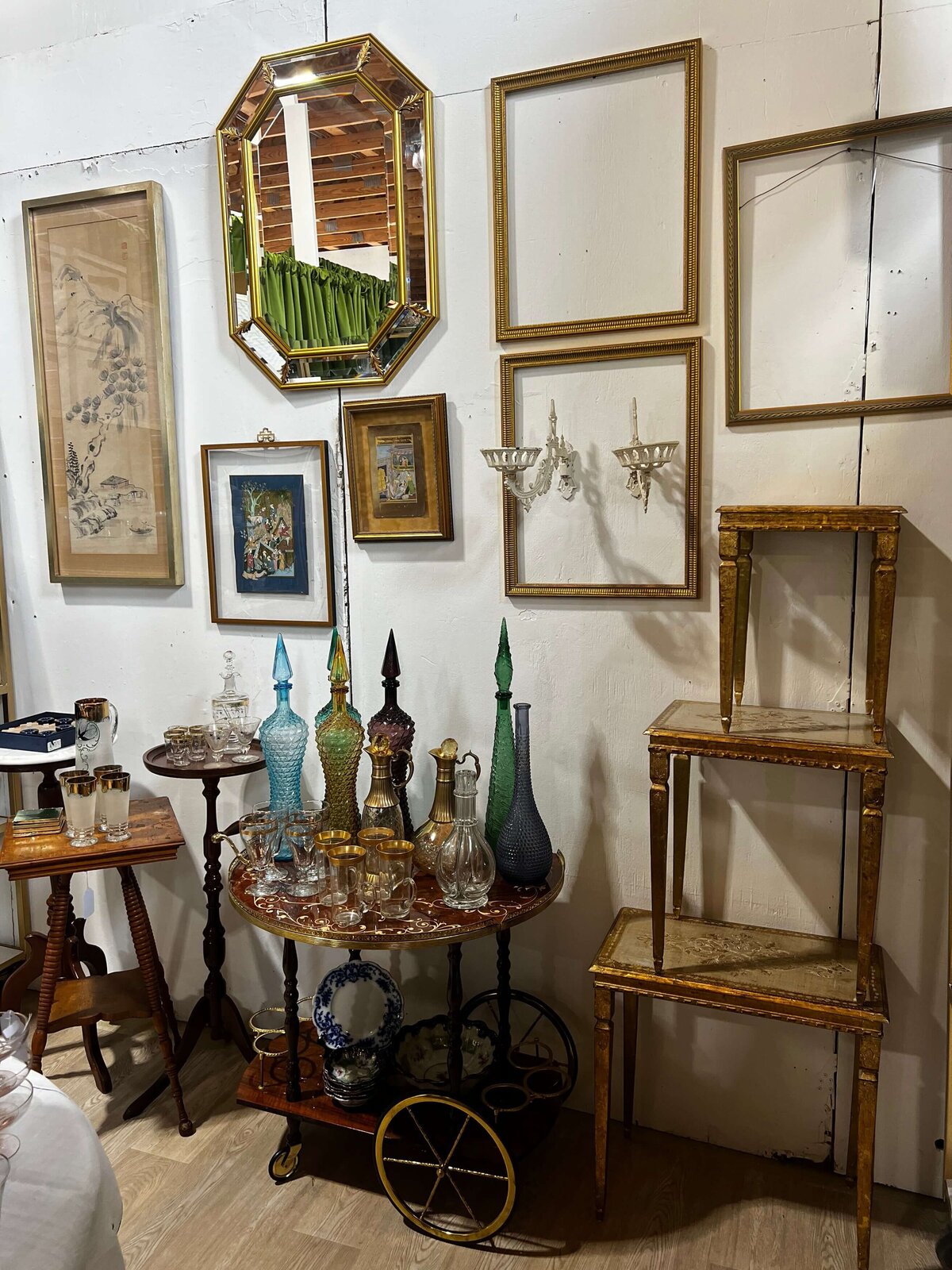 Old-Line-Markt-Poolesville-Maryland-Aix-La-Chapelle-Danielle-Couick-Ghost-Host-Magnolia-Bluebird26