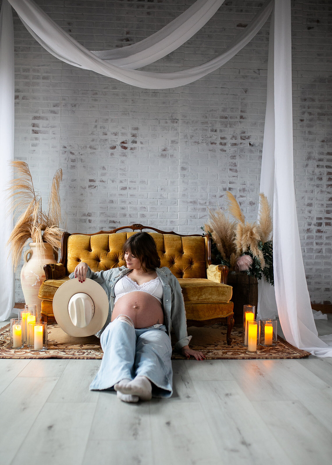 Western-Maternity-Boudoir-33