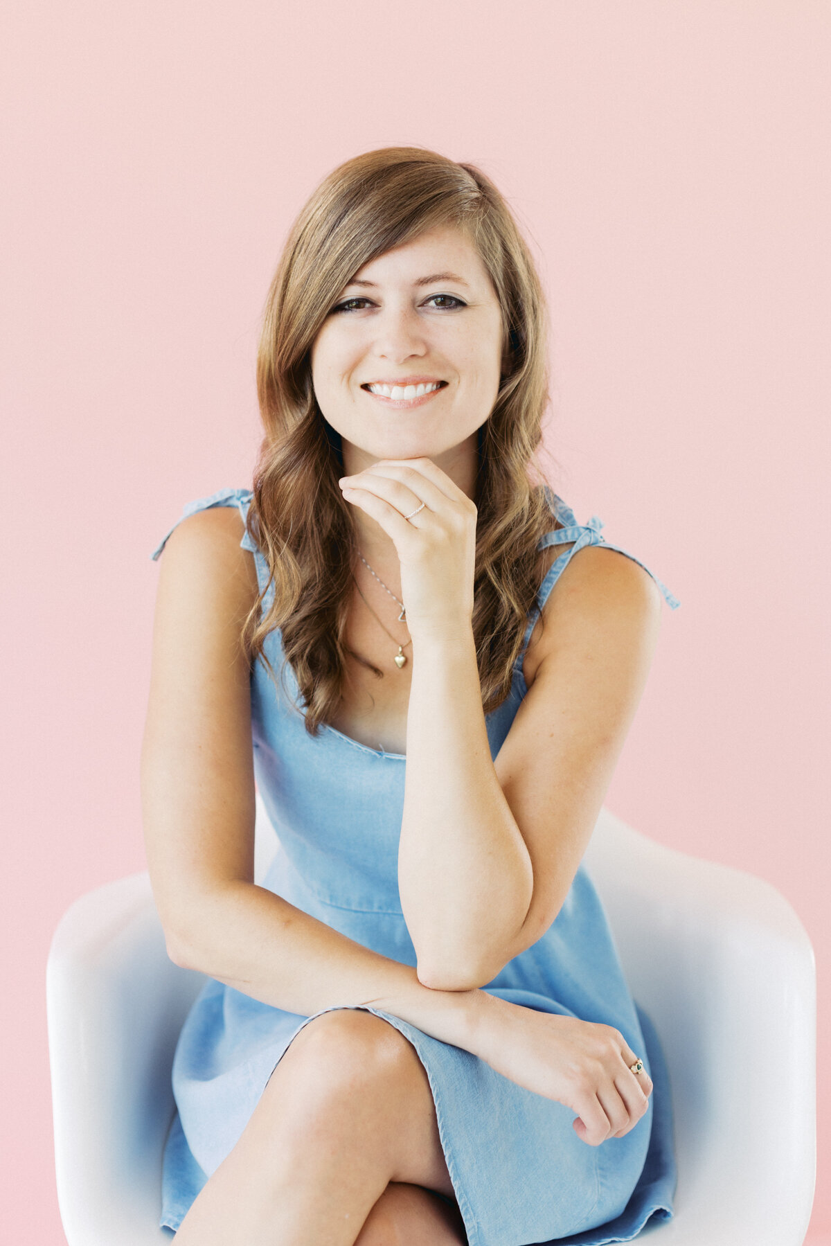 Freitag-Photo-Brand-Images-in-headshot-studio-9