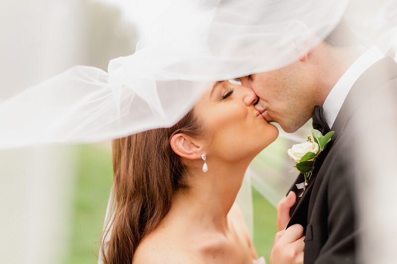 Classic Wedding at City Church of Evansville with Reception at ECC177