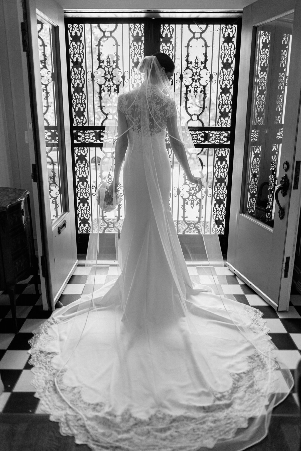 Adele-Hayden-Martha-Real-Wedding-Submission-Emily-Nicole-Photo-15