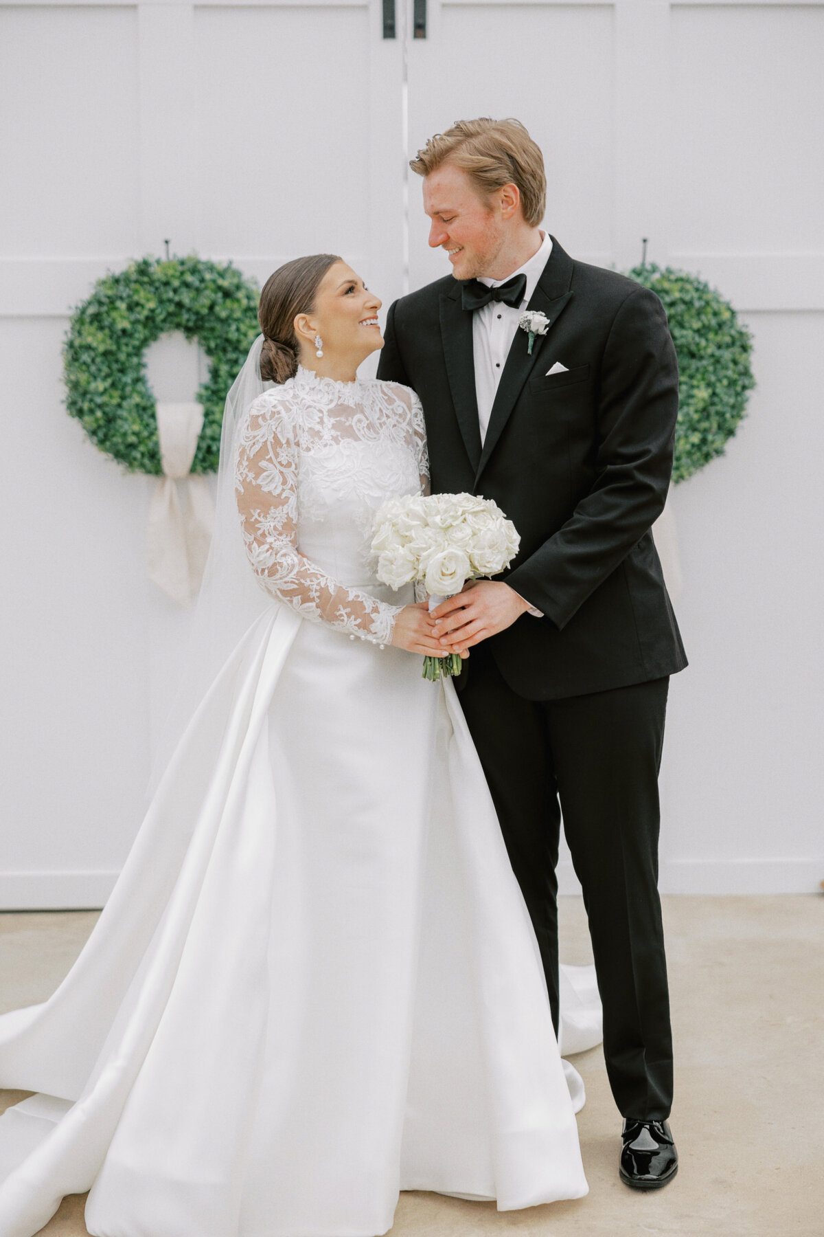 beautiful wedding day at dodson farms