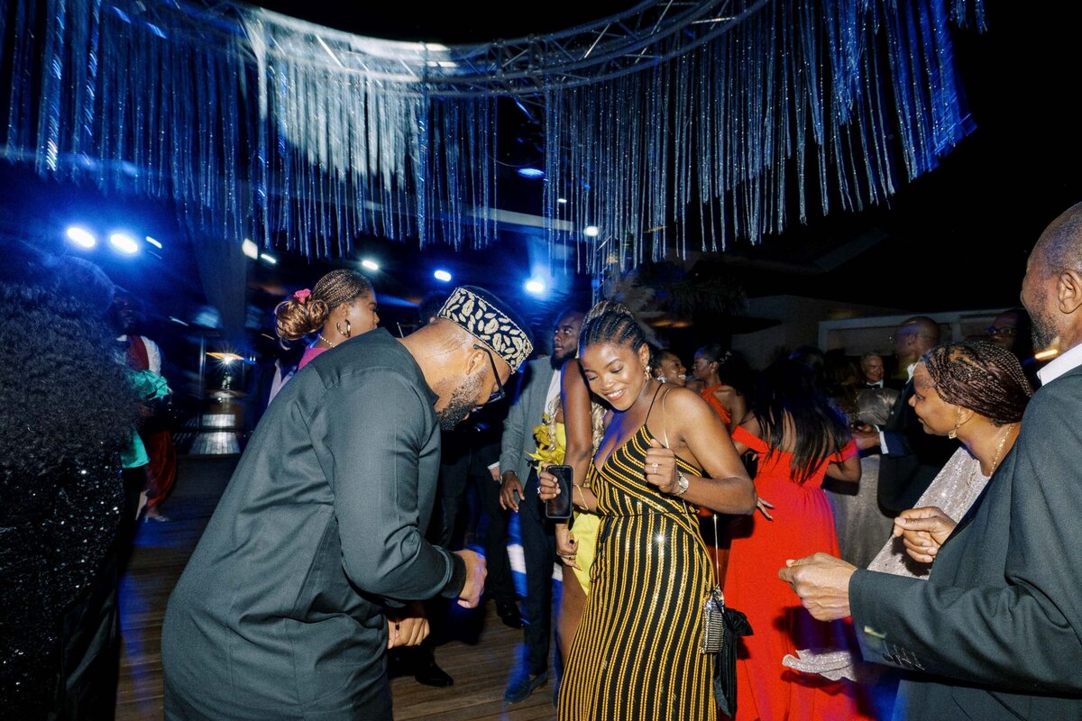 W2-Wedding-Photo-Doyinsola-and-Michael-2022-06-18-2500px-1315