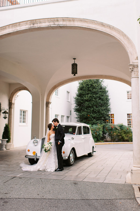 Bride-Groom-Vintage-Car-Congressional-Country-Club.