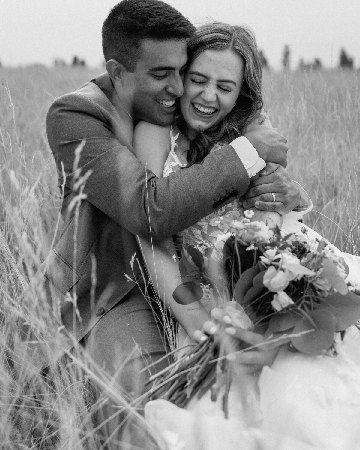 august_farmhouse_on_greenbluff_spokane_washington_wedding_07