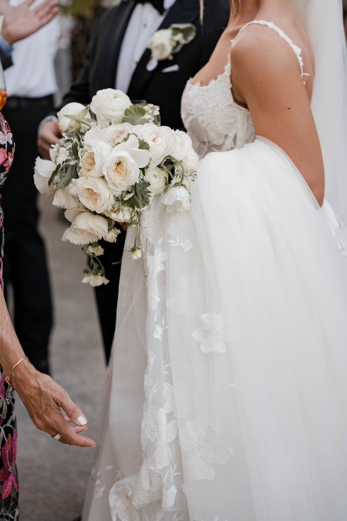 bridal bouquet white