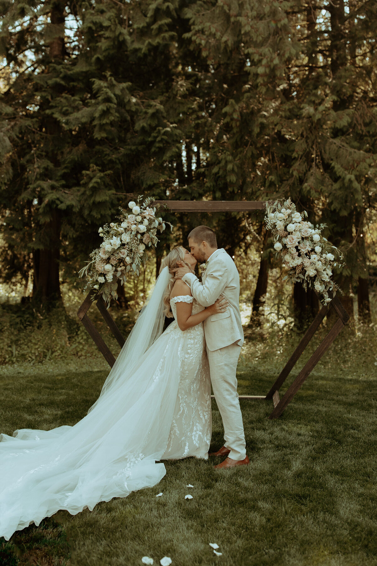 SpringwaterLakesEstateWedding
