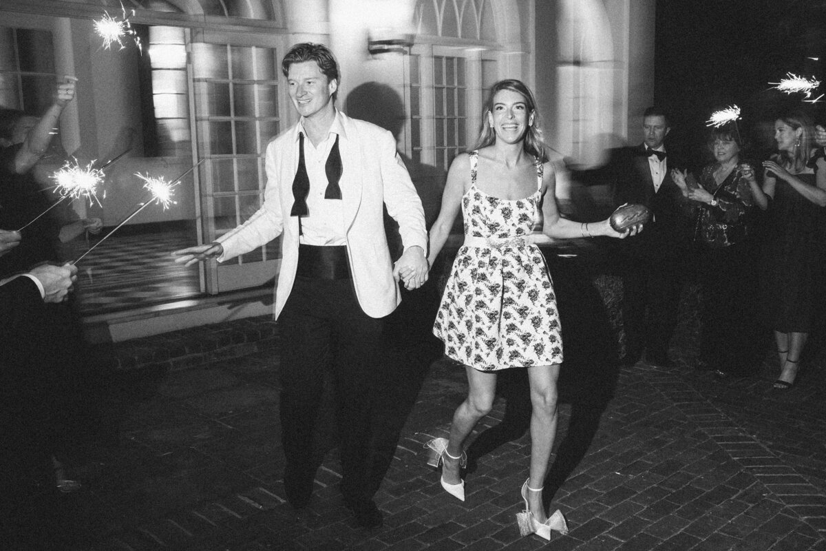 2312-emma-tristan-wedding-charleston-lowndes-grove-1148