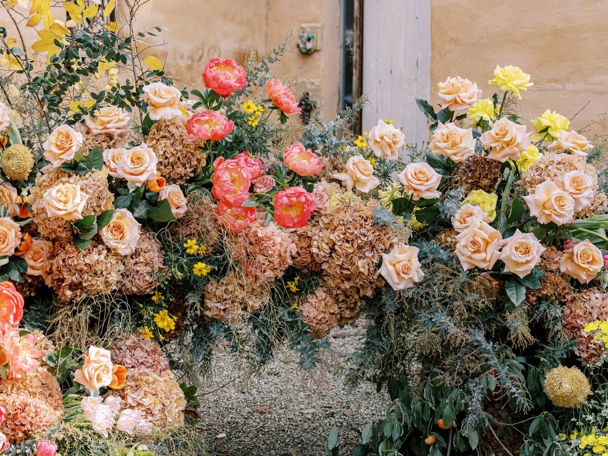 Serenity-photography-yellow-wedding-decor-4