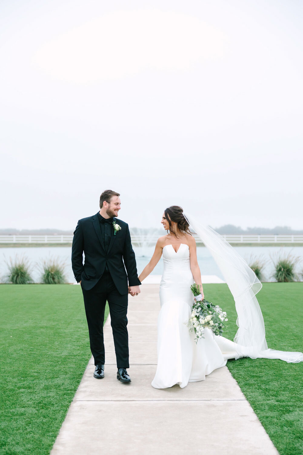 Sydney-and-Carsen-Luxury-wedding-in-Dallas-Texas-Bella-Vista-Wedding-Planning-071