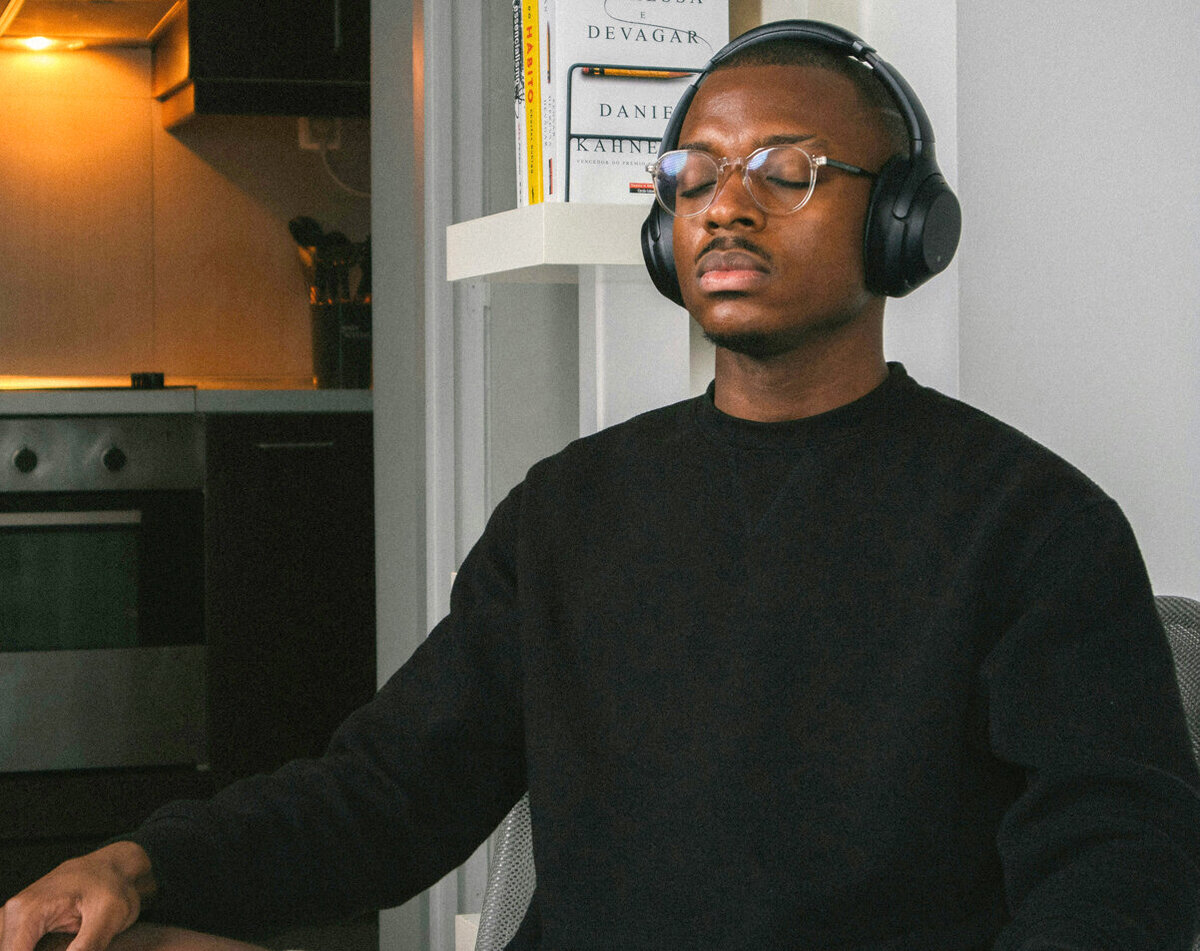 Performance coach for musicians, singers, and dancers