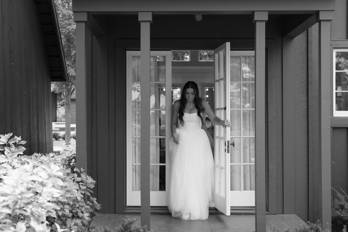 RevelWoodsPhoto-BrownPreviews-6504