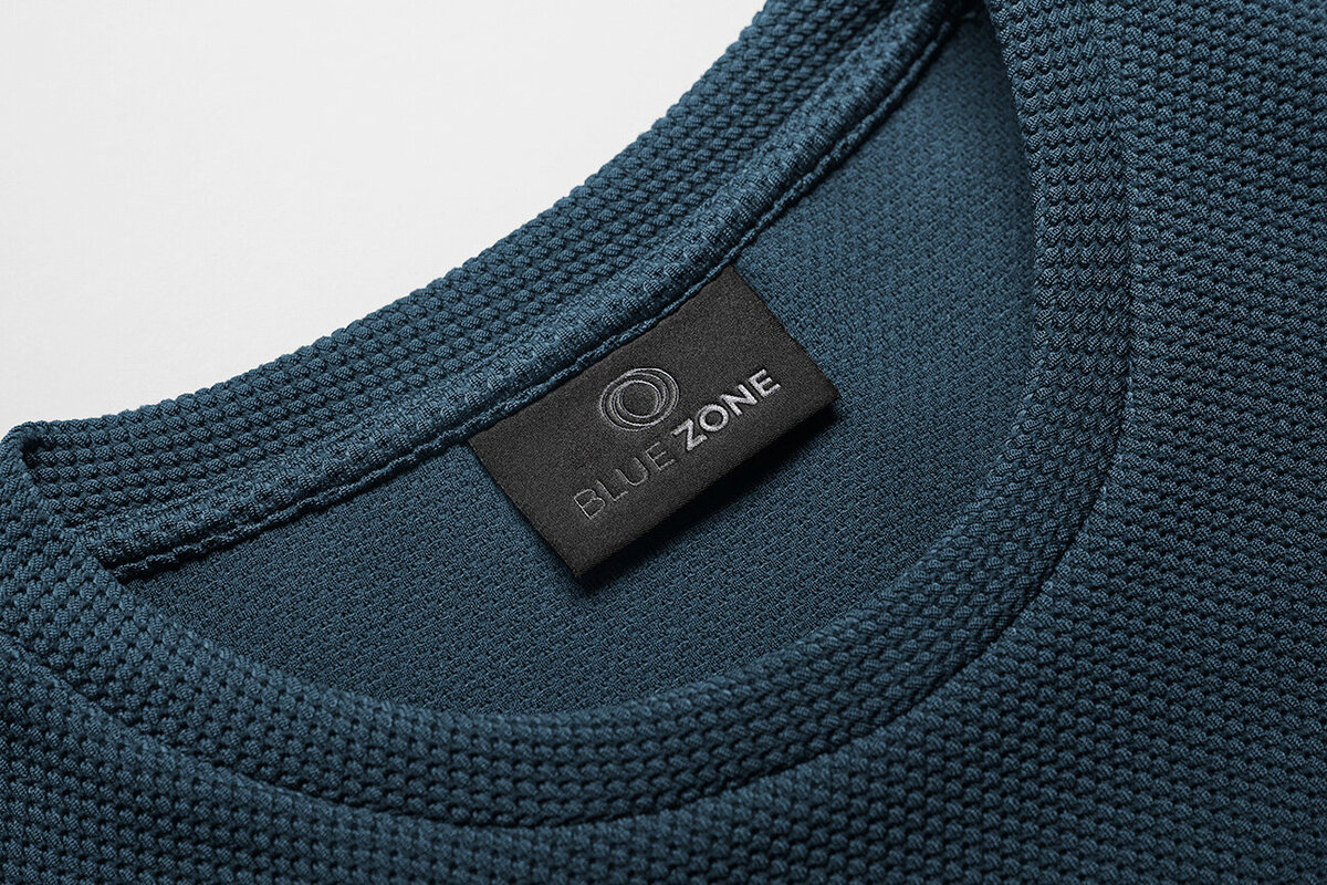 Mock up neck tag Blue Zone