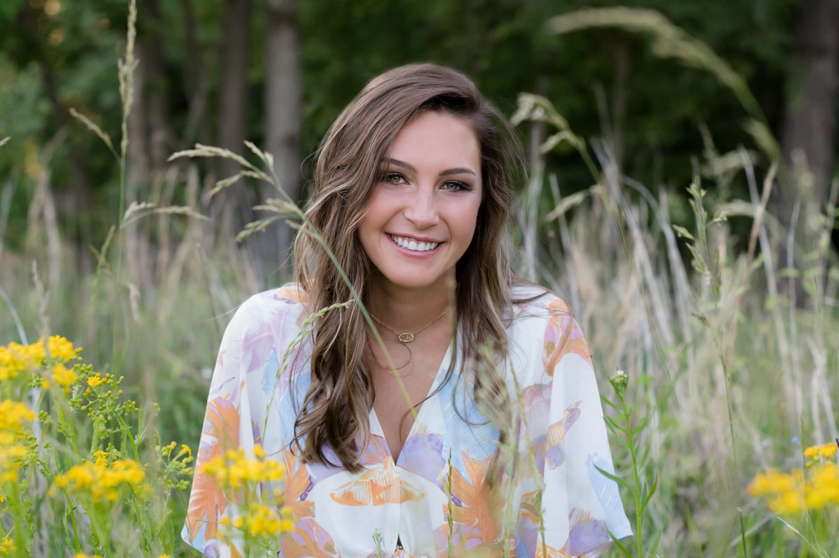 Natural-Bloom-Photo-Ardrey-Kell-High-School-Senior-Portraits-5755