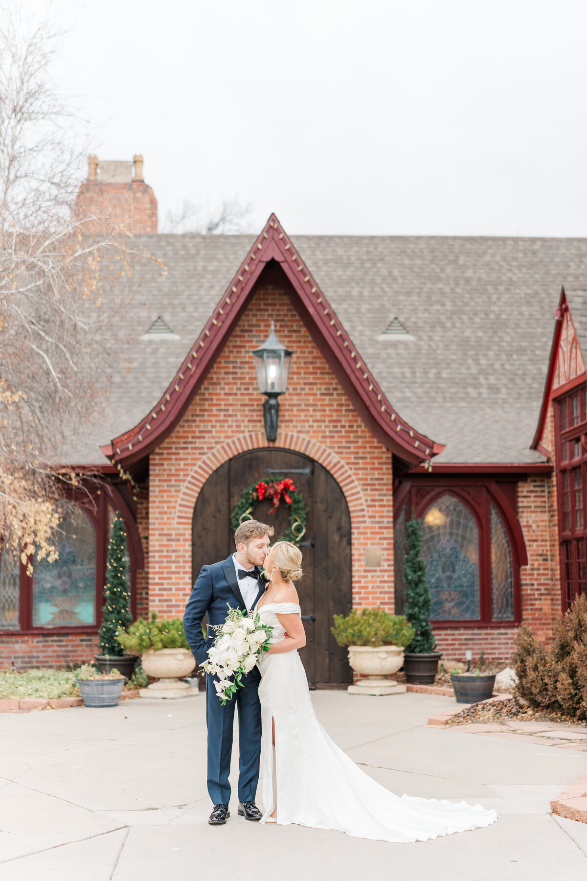 Wellshire Denver Colorado Classic Winter Wedding Elena Spraguer Photography 0040