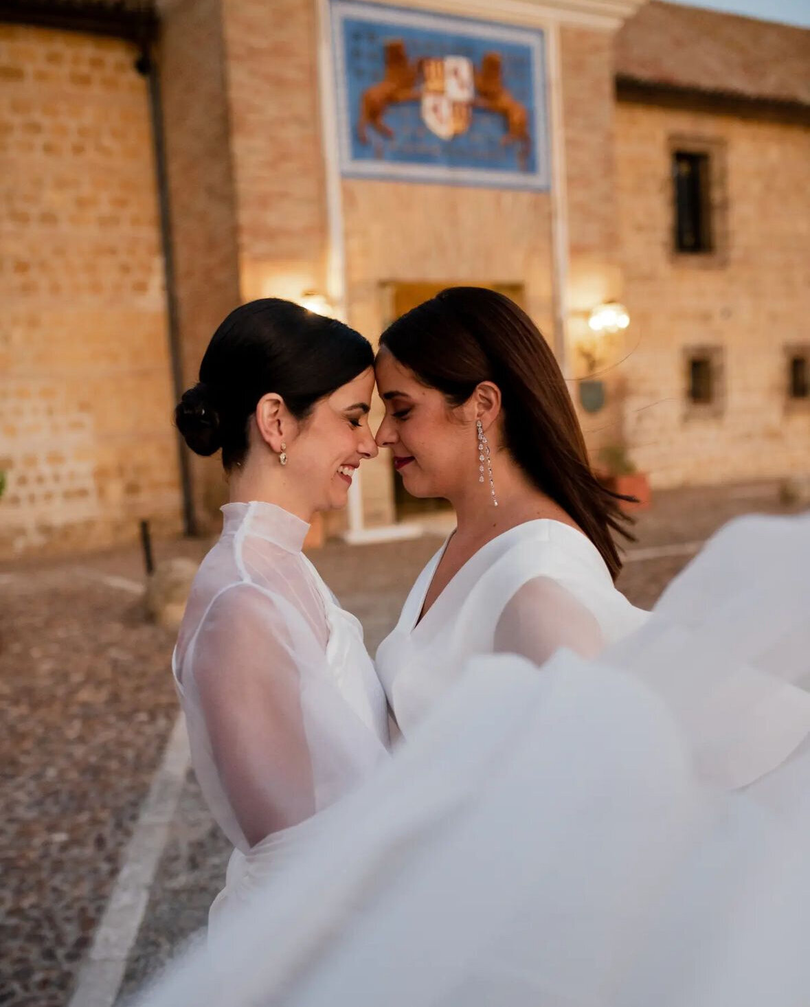 Laura y Lorena x Antonio Mora