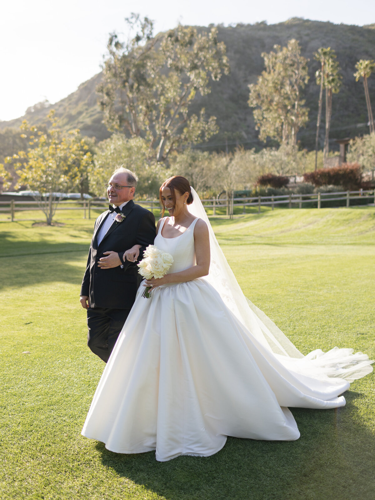 EMILY+CONOR-MCKINLEY-LAGUNA-BEACH-LOS-ANGELES-CALIFORNIA-WEDDING-LUXURY-UPSCALE-RANCH-AT-LB-124