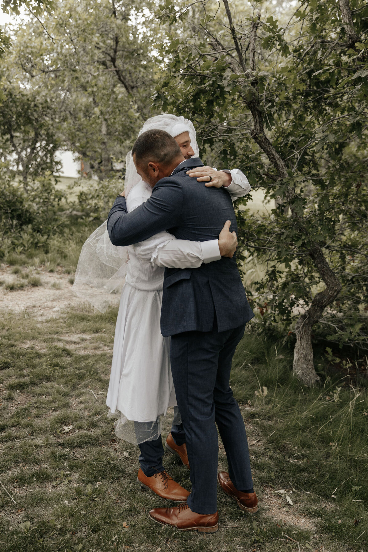 Amberlyn&Ben-GettingReady-81