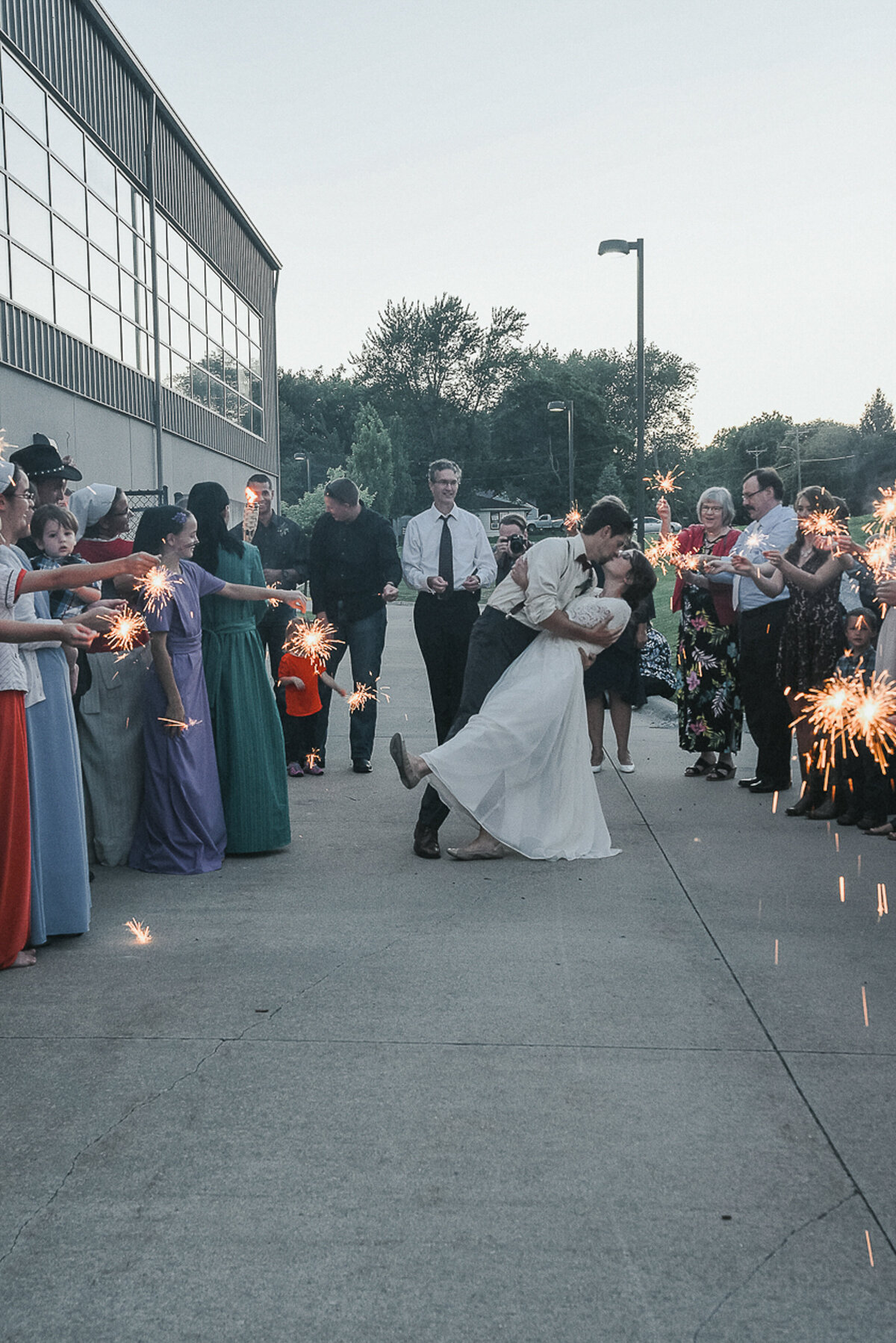 wedding dances | Iowa wedding photographer | Iowa Photographer | Playlife | Cedar Rapids | Iowa City | Kalona | Alaynna Ann Schwartz-25