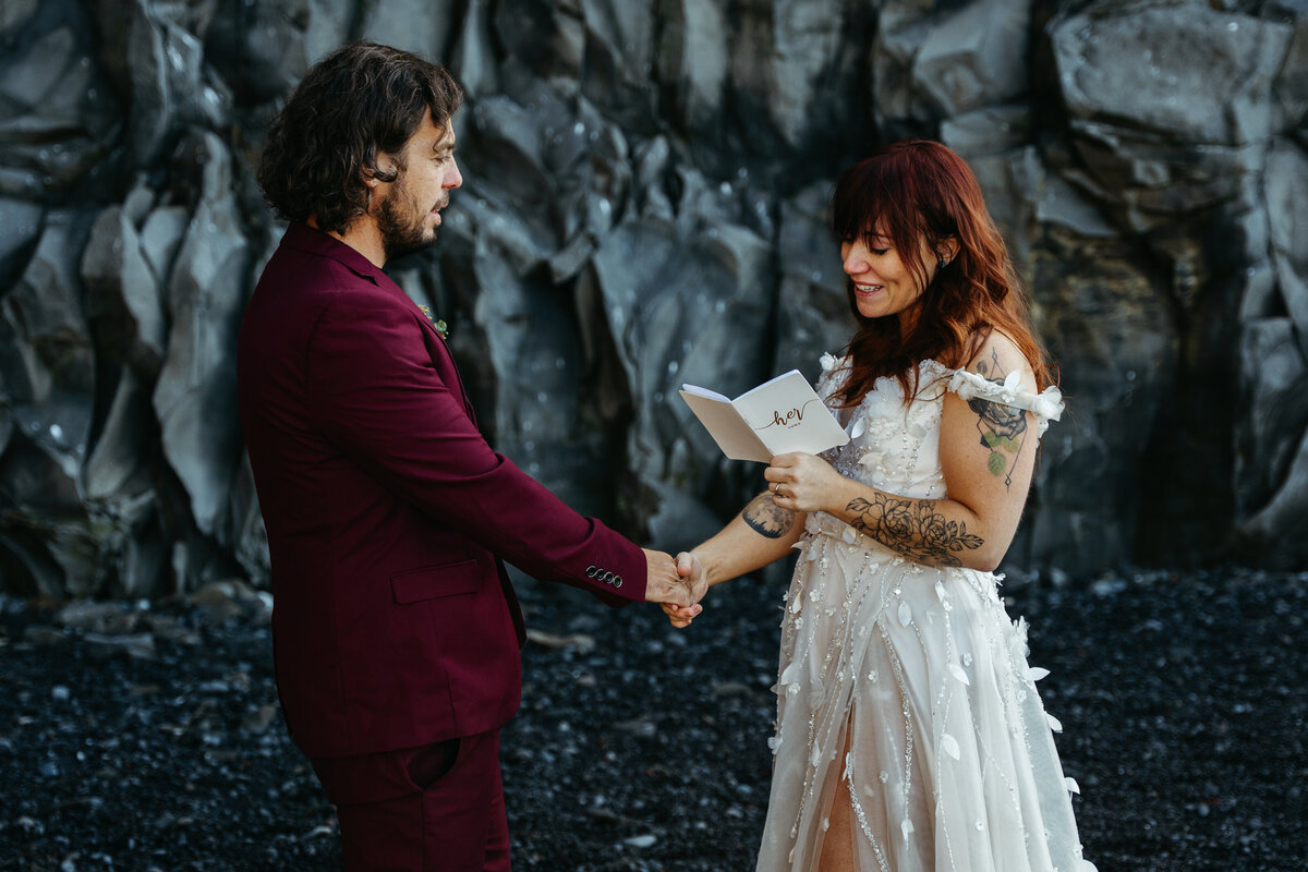 REYNISFJARA Iceland Elopement -20