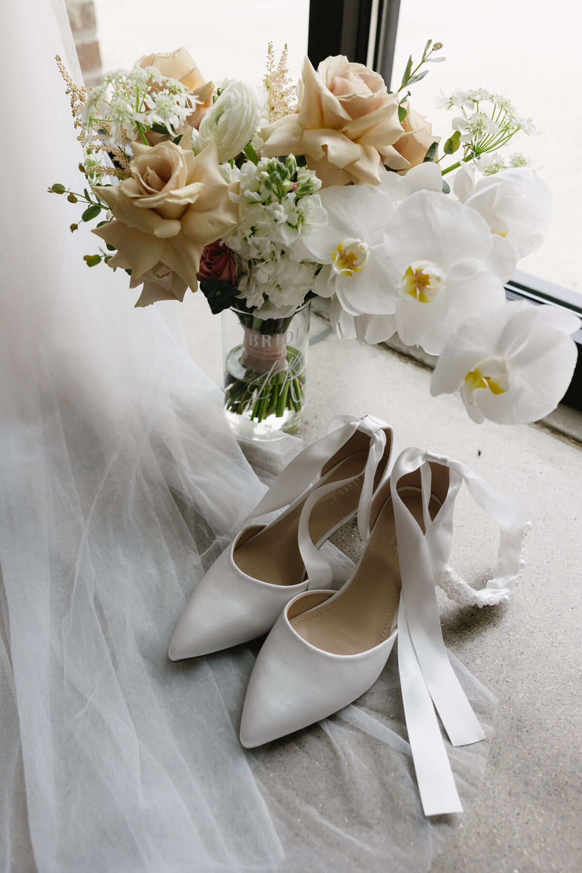 Documentary Wedding Photographer South Dakota, RCC Photography, The Atrium by Blue Haven Barn Sioux Falls Wedding Venue-24