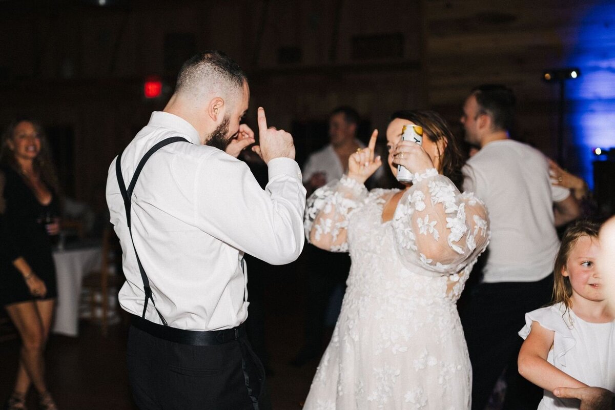 Asheville_wedding_photographer_4-bd70db0a