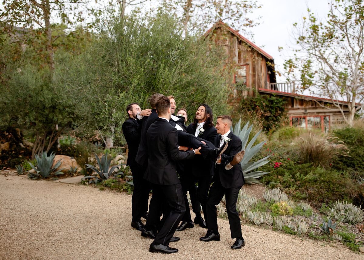10222023_MaryBeth+BryceWedding_VenturaCA_AnjaJensenPhotography-359