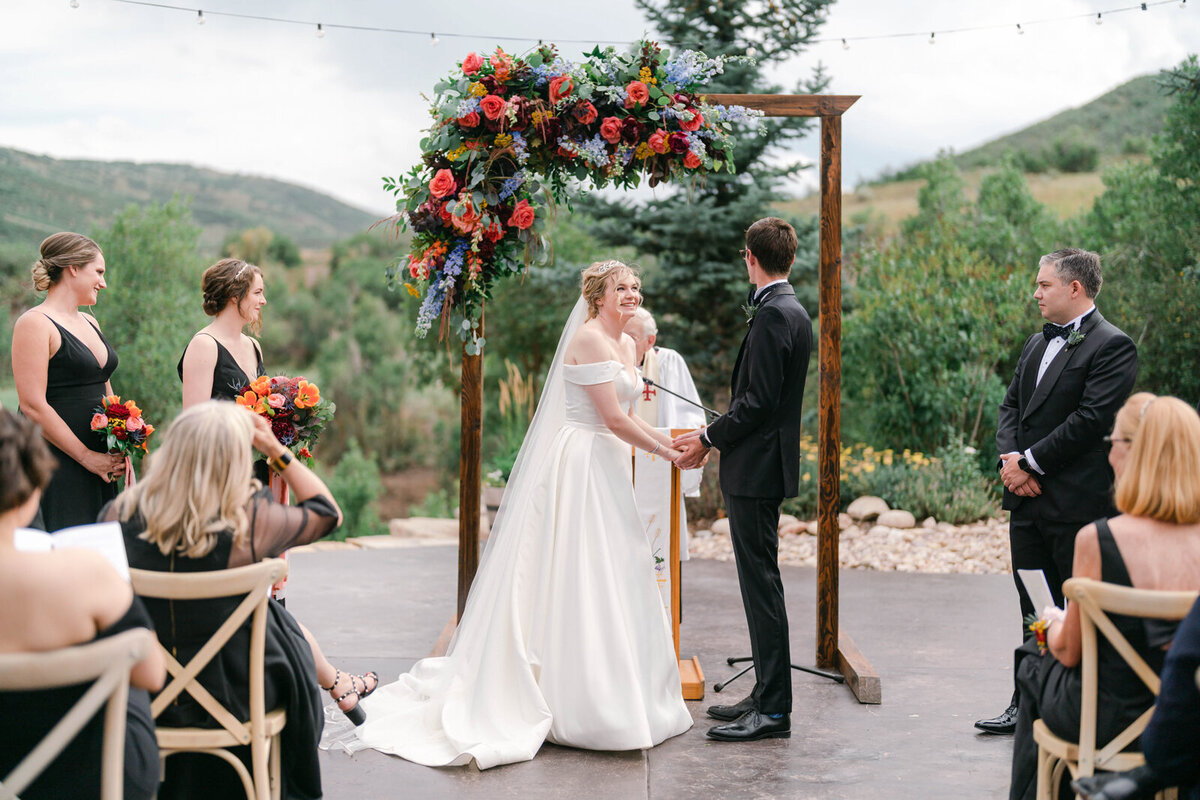 blue-sky-ranch-park-city-mountain-summer-wedding-pepper-nix-2119-0998