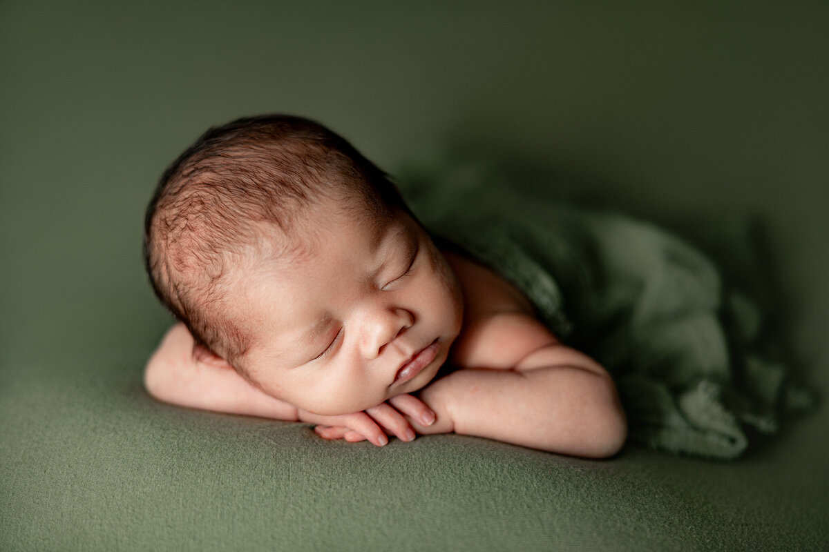 newborn photographer in michigan, michigan newborn photographer, newborn photographer near charlevoix, photographer near petoskey, baby photographer near traverse city, newborn photographer near me_AxelNewborn_3691