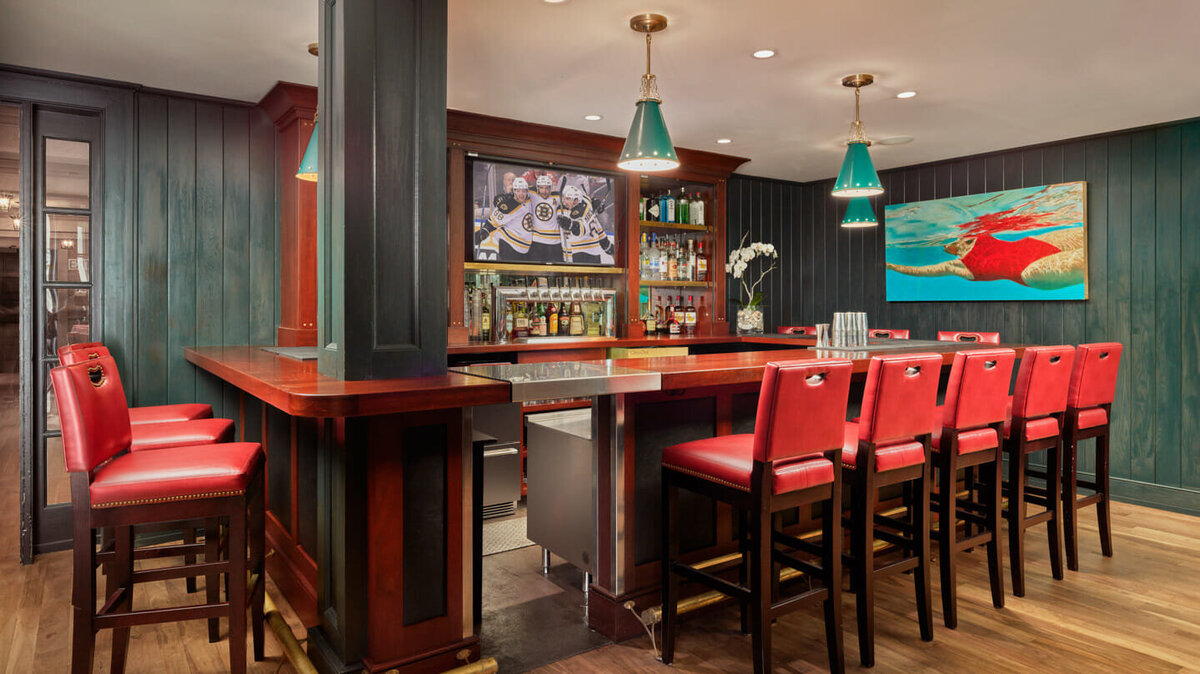 clubhouse-bar