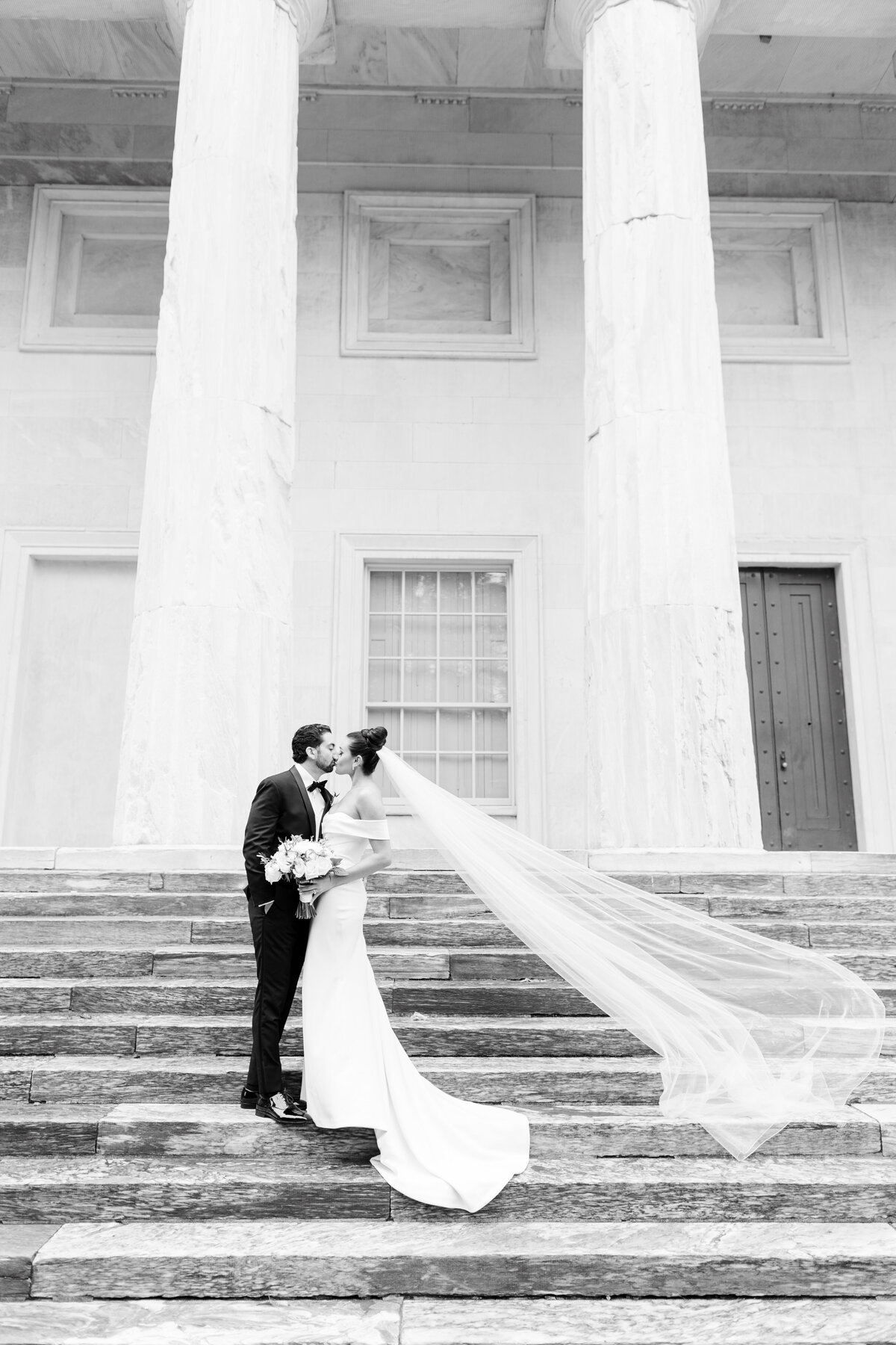 Siobhan Stanton Photography photographed a Philadelipia wedding featuring a modern editorial couple.
