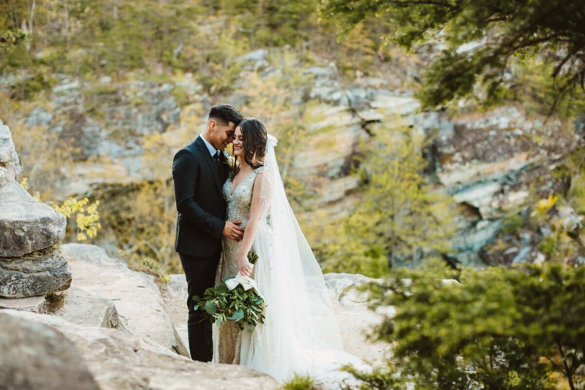 bride-groom-linville-gorge-elopement