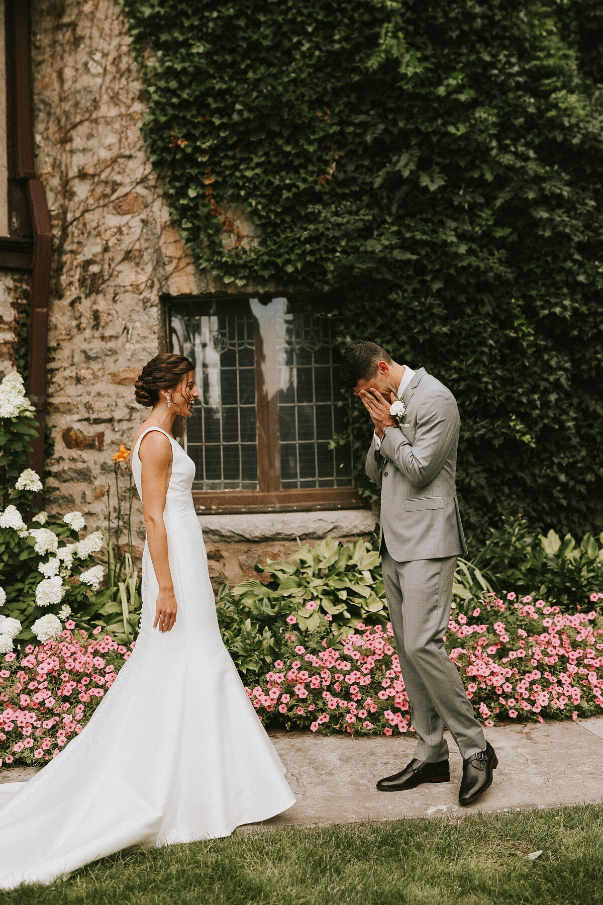groom-crying-first-look-connecticut-wedding-planner