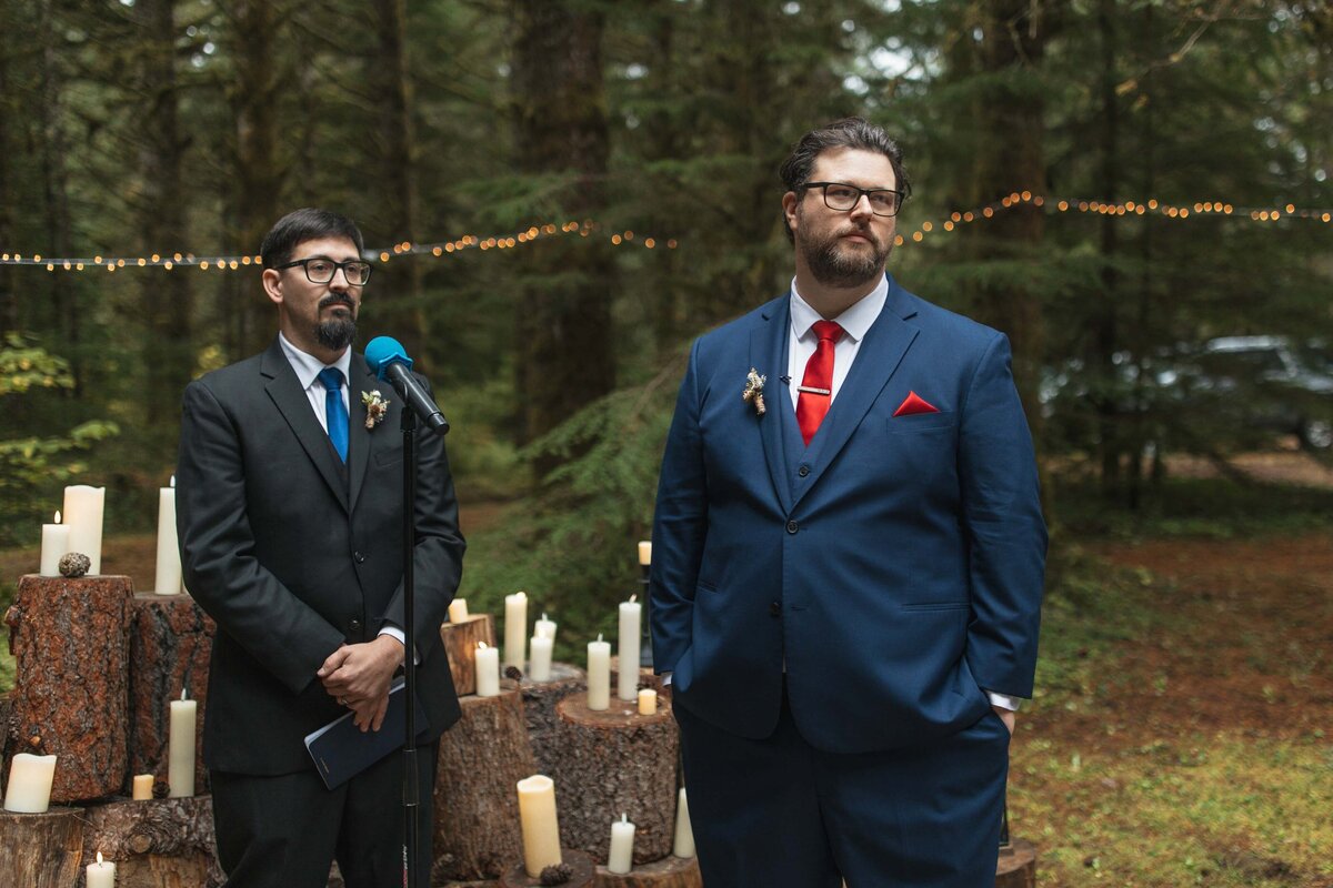 silver-falls-state-park-wedding-forest-65
