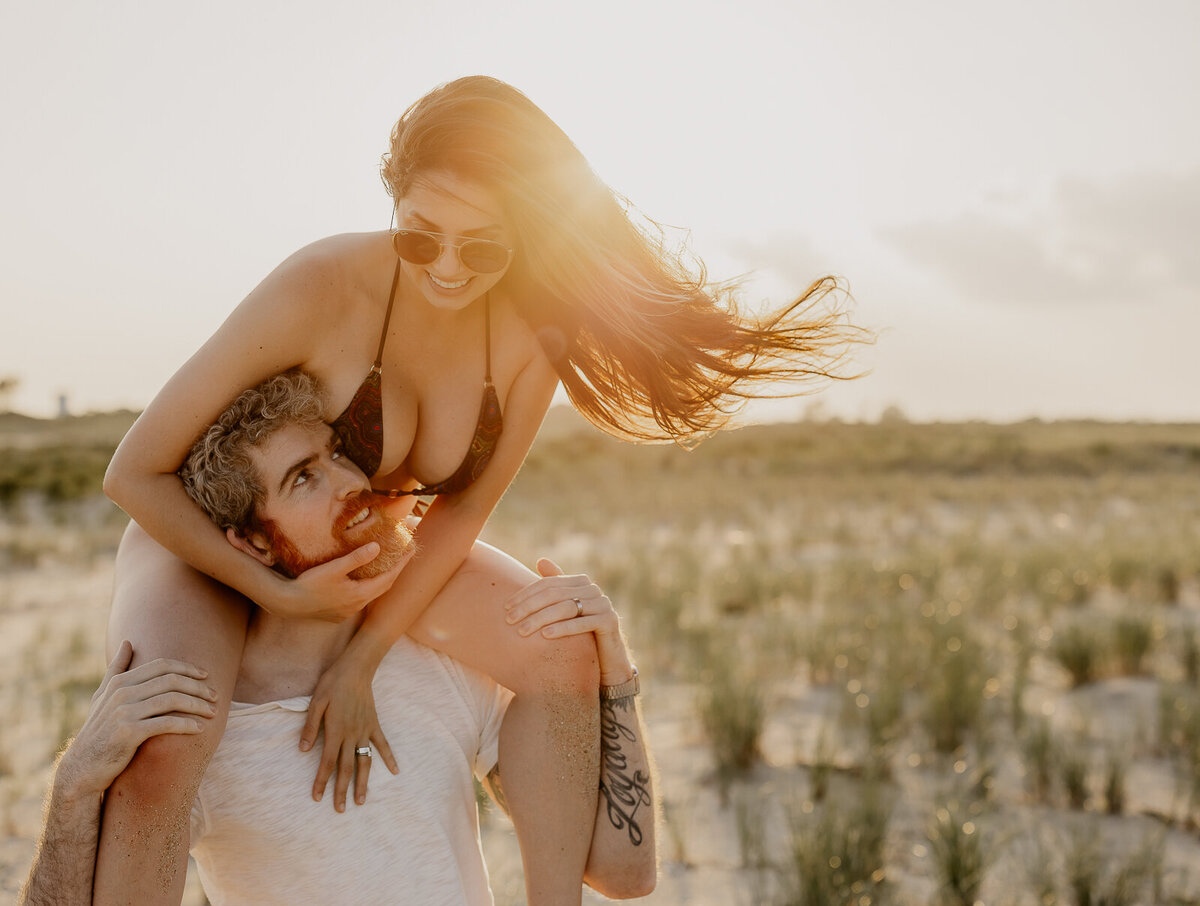 sandy-hook-nj-couple-photoshoot